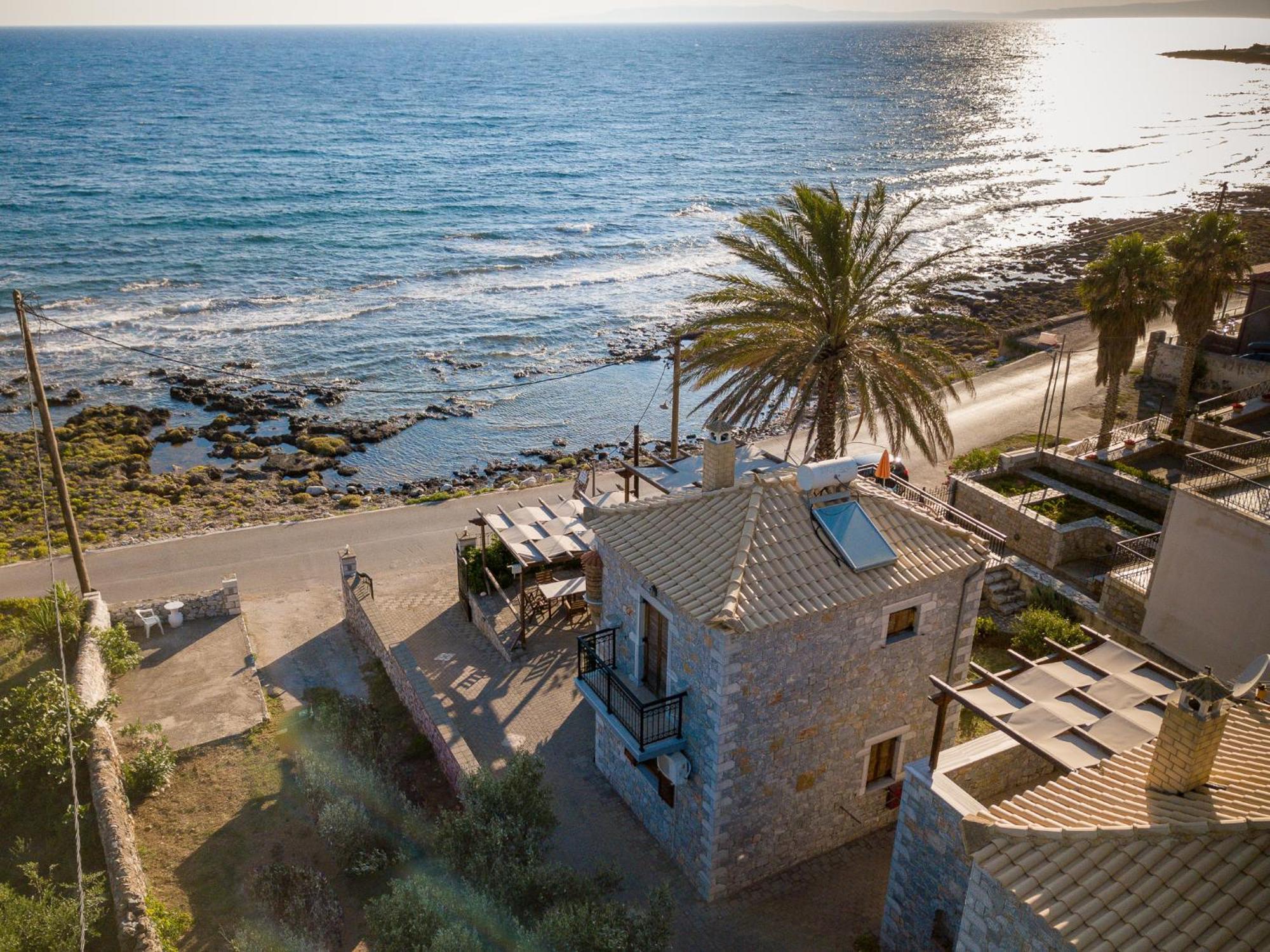 Pleiades Seaside Residences In Mani Agios Nikolaos  Extérieur photo